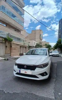 تارا بدون رنگ و تک برگ