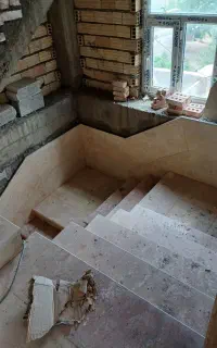 شاگرد برای کاشی کاری