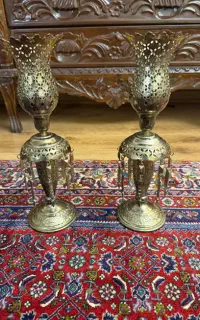 لاله شمعدان بسیار قدیمی و آنتیک .