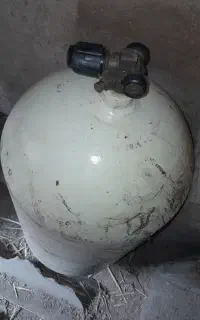 یک عدد کپسول سی ان جی بزرگ برای پراید