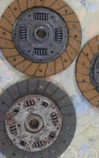 تعدادی لوازم یدکی اصل پراید ، پژو ، پیکان