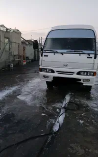 مینی بوس هیوندا جهت سرویس دهی و سرویس دربستی