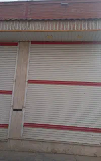 مغازه پشت بانک تجارت روبه روی پارکینگ