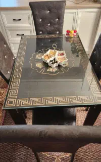 ناهارخوری چهارنفره.مشتری واقعی تخفیف داده میشه