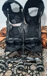 کالسکه دوقلو
