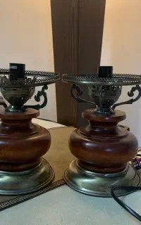 اباژور چوب و برنز