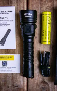 چراغ قوه محبوب نایتکر MH25 PRO ( آخرین موجودی )