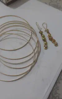 طلا ..النگو گوشواره و طلای آب شده