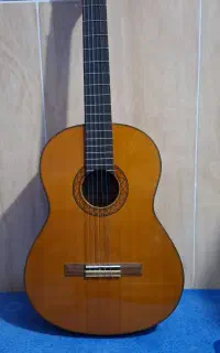 گیتار یاماها C70