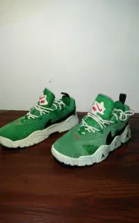 کفش  Nike Air Barrage ویتنام  استفاده نشده
