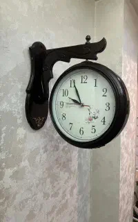ساعت دیواری