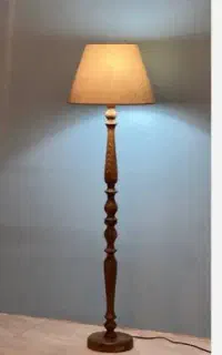 آباژور ایستاده و رومیزی