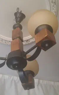 لوستر چوبی سه شعله