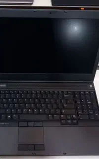 لپتاپ Core i7 گرافیکGDDR5 هاردSSD رم هشت