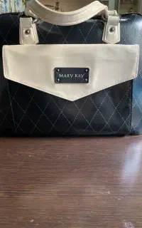 کیف مسافرتی آمریکاییMary kay