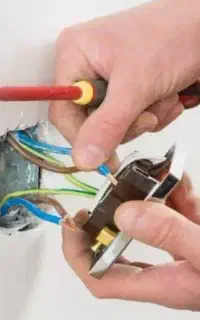 خرده کاری برق کشی،سرویس و تعمیر کولر آبی و ...