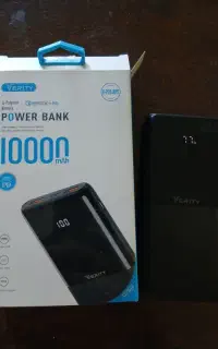 پاوربانک ۱۰۰۰۰ و فلش مموری ۳۲ گیگ