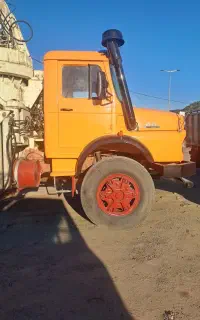 کامیون ده چرخ پمپ بتون