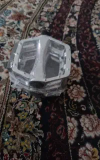 رکاب دوجرخه فالزی