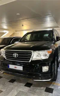 لندکروز 4 درب 6 سیلندر 4.0 مدل 2012