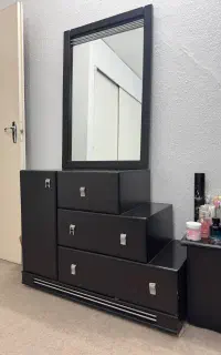 میز آرایش چوبی