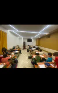 معلم خصوصی دروس مسلط به زبان