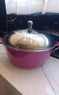 قابلمه چدن بزرگ