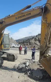 اجاره بیل مکانیکی و کمپرسی جفت در قصرشیرین