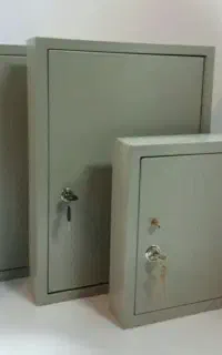 جا کلیدی باکس جعبه کلید فلزی جا موبایلی کمد لباس