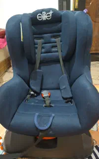 صندلی ماشین کودک