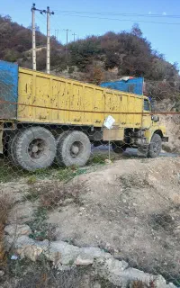 فروش یکدنگ ونیم  کامیون ولوو کله زرد مدل ۵۴