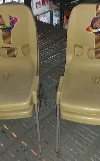 صندلی برند ناصر