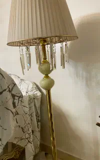 اباژور ایستاده کرم