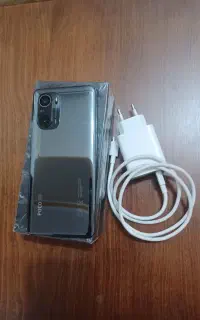 گوشی poco f3 با حافظه ۲۵۶ گیگ رم۸