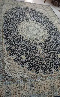 فرش ۹متری زمینه سرمه ای