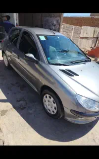 فروش ماشین 206