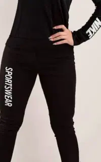 مدل خانم برای پوشاک ورزشی