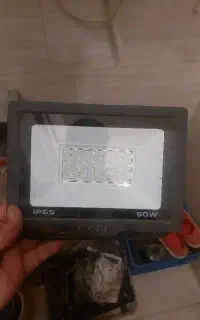 ۳ عدد پرژکتور ۵۰ وات نو استفاده نشده