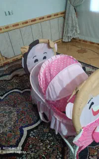 گهواره چرخ دارو پشه بند دار