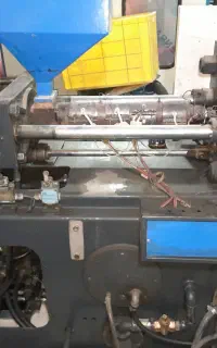 دستگاه تزریق ۱۰۰ گرم اماده به کار