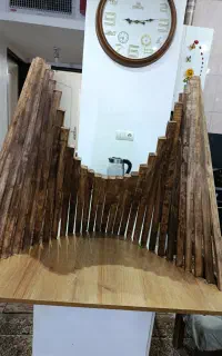 میز مدرن و شیک ،مثل عکس اینترنتی دیوار وصل میشه