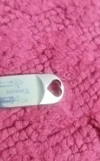 فلش 64گیگ