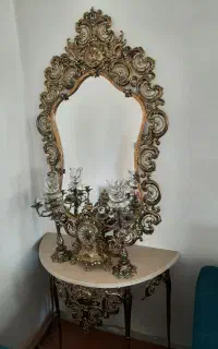 آیینه و شمعدان و ساعت برنج
