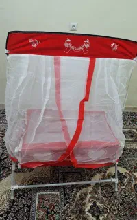 گهواره نوزاد