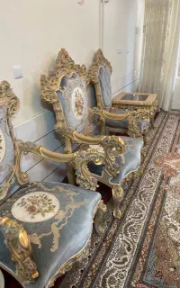 فروش یک دست مبل ۹نفر با میز ناههار خوری