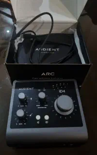 کارت صدا audient id4 mkII