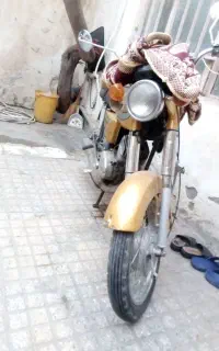 موتو ۱۰۰ فروشی