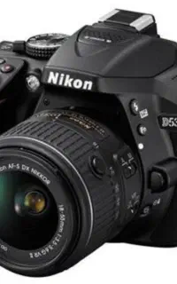 دوربین d5300 nikon همراه با لنز ۱۸-۵۵