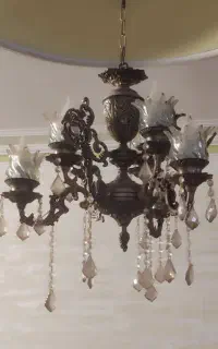 دوعدد لوستر ۳شاخه ۶شعله ویک عدد تک شاخه