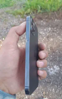 آیفون 12pro zA